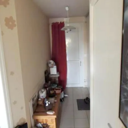 아파트 With 2 Bedrooms In With Enclosed Garden And Wifi *